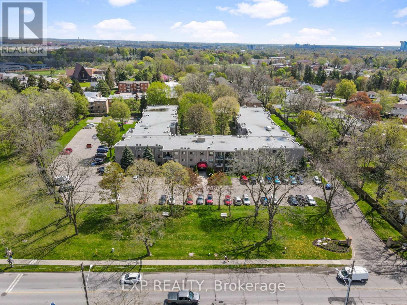 126 - 4658 Drummond Road, Niagara Falls, Ontario  L2E 7E1 - Photo 23 - X12131948