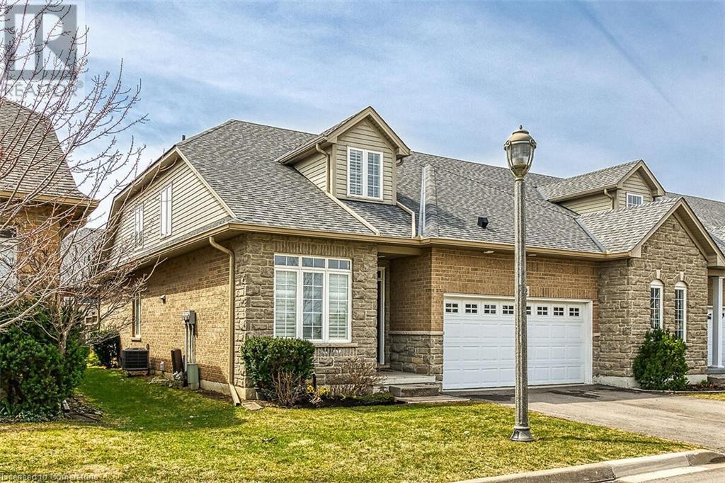 Property at 72 ABBOTSFORD Trail image 1