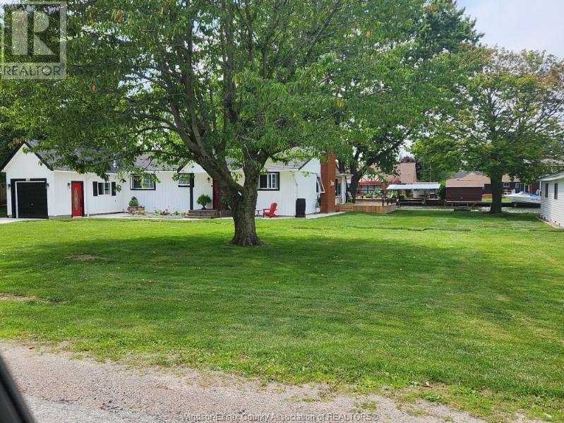 Property at 845 REAUME DRIVE image 3