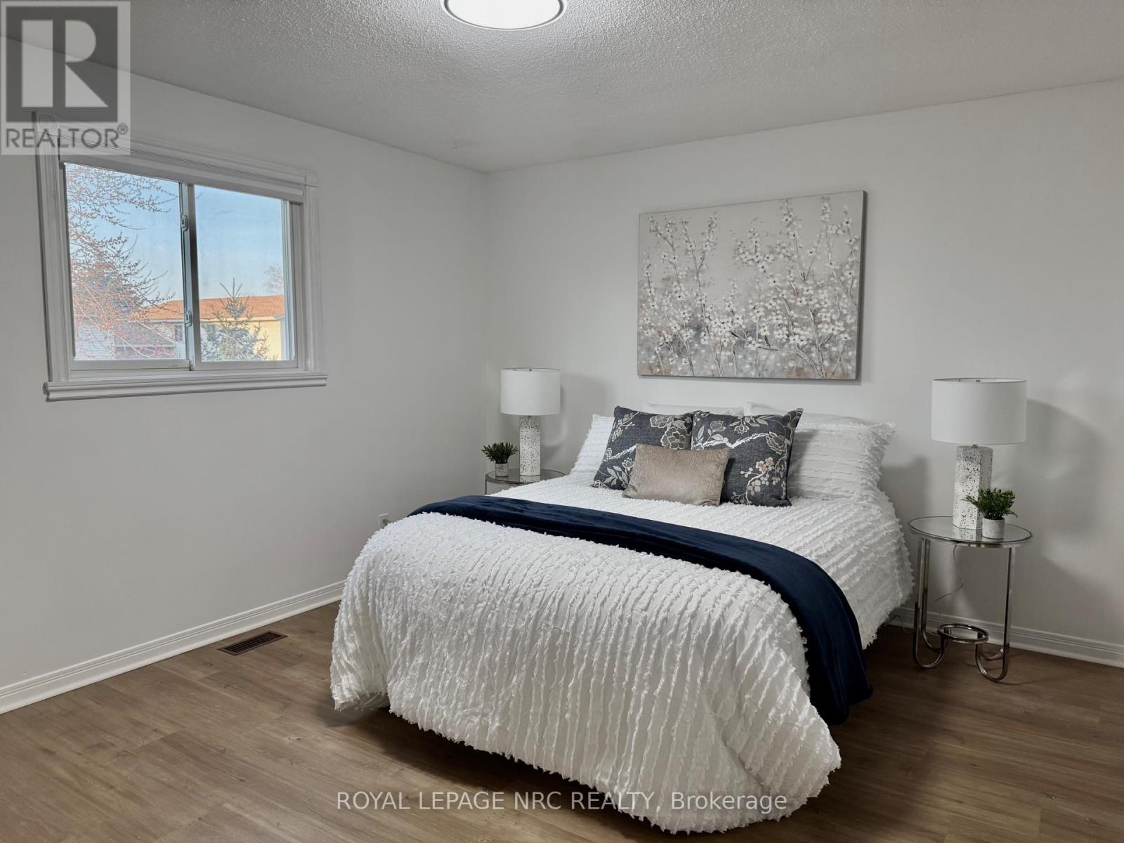 10 Cornwell Circle, St. Catharines, Ontario  L2S 3C5 - Photo 9 - X12140898