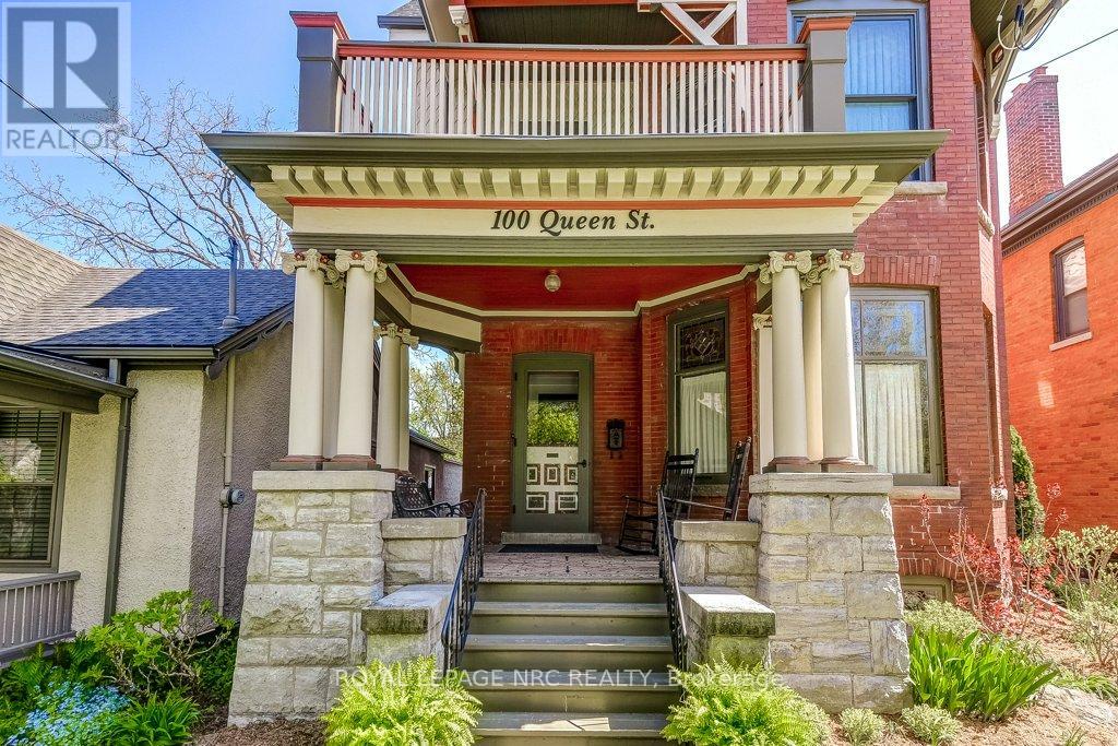 Property at 100 QUEEN STREET image 2