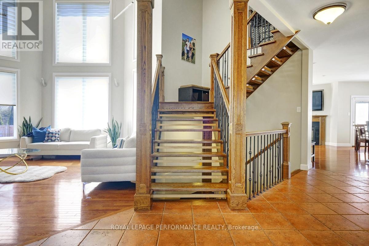 6598 Courtland Grove Crescent, Ottawa, Ontario  K4P 1G5 - Photo 11 - X12140842