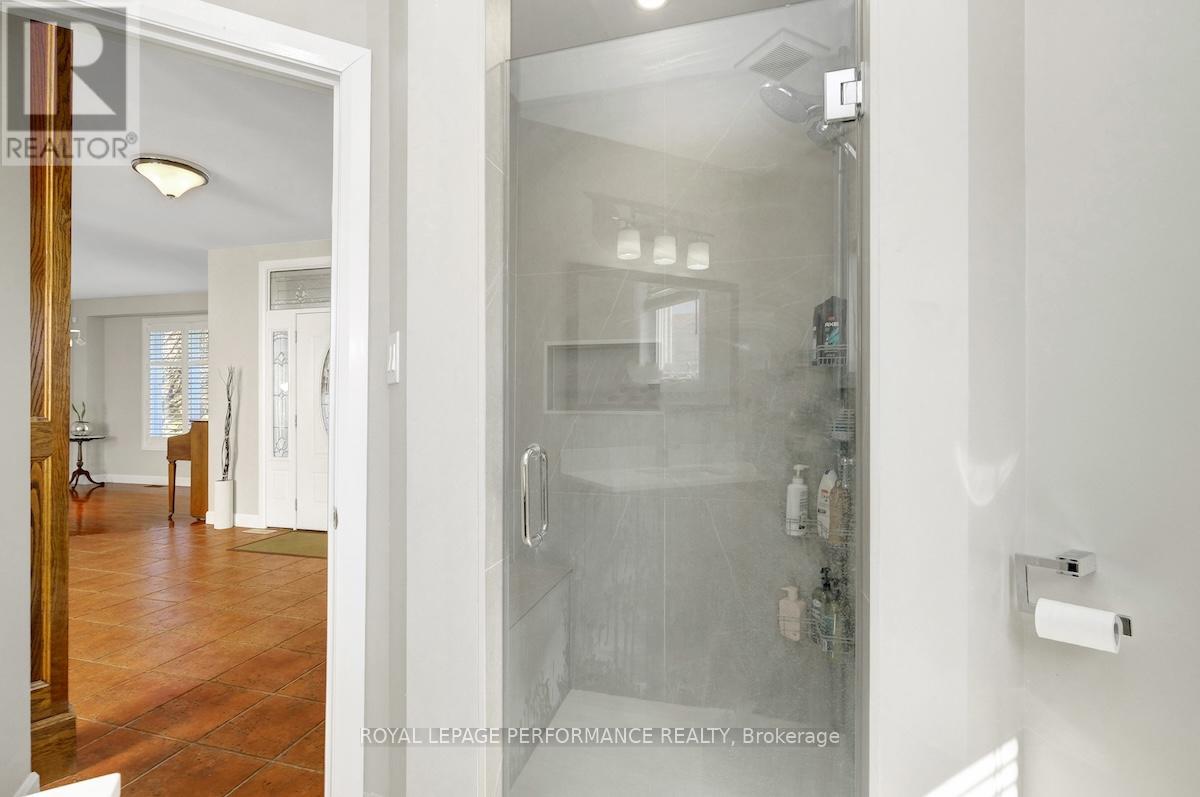 6598 Courtland Grove Crescent, Ottawa, Ontario  K4P 1G5 - Photo 8 - X12140842