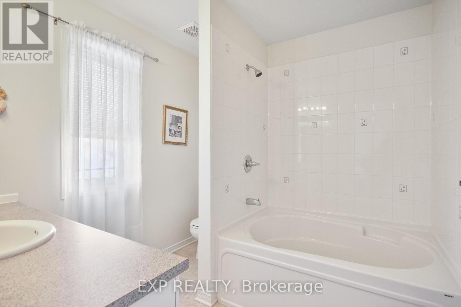 618 Beatrice Drive, Ottawa, Ontario  K2J 5N9 - Photo 12 - X12140940
