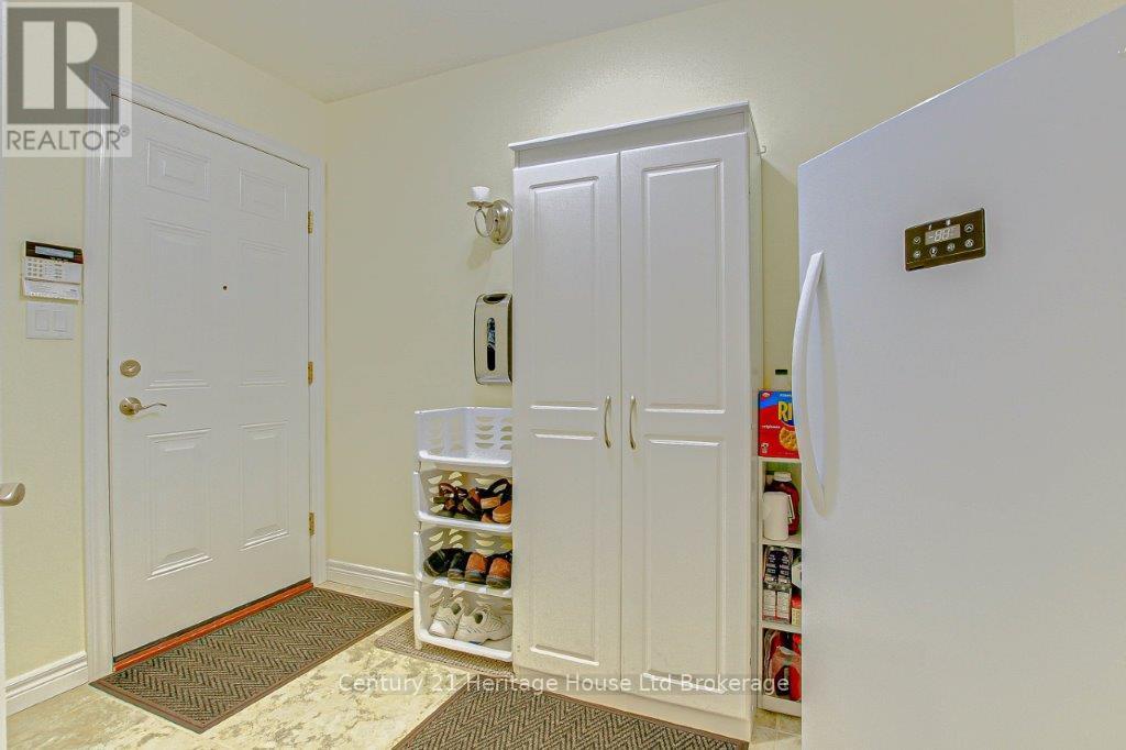 704 Anzio Road, Woodstock, Ontario  N4T 0B4 - Photo 12 - X12139431