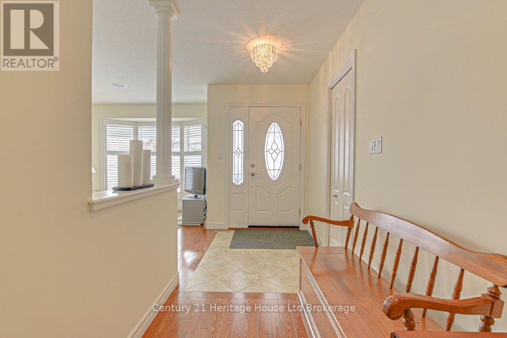 704 Anzio Road, Woodstock, Ontario  N4T 0B4 - Photo 2 - X12139431