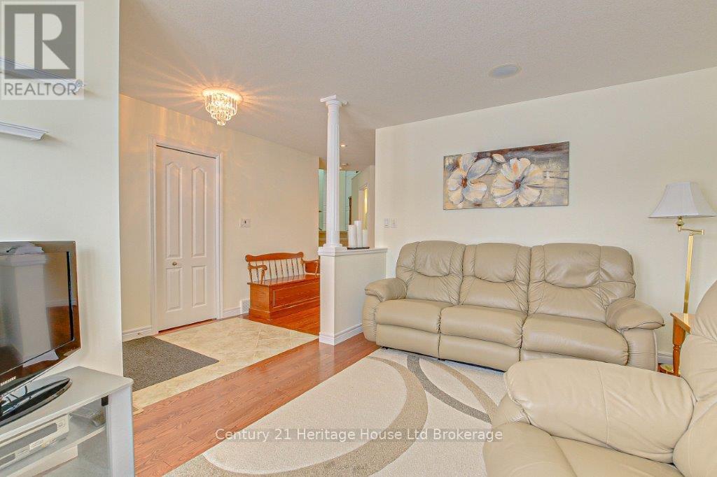 704 Anzio Road, Woodstock, Ontario  N4T 0B4 - Photo 4 - X12139431