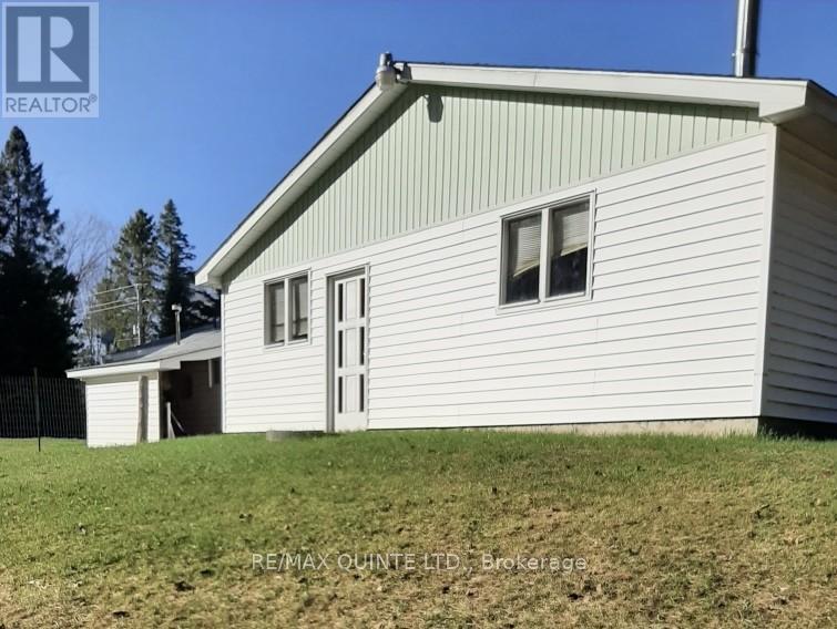 2063 Henderson Road, Frontenac, Ontario  K0H 1B0 - Photo 5 - X12112999