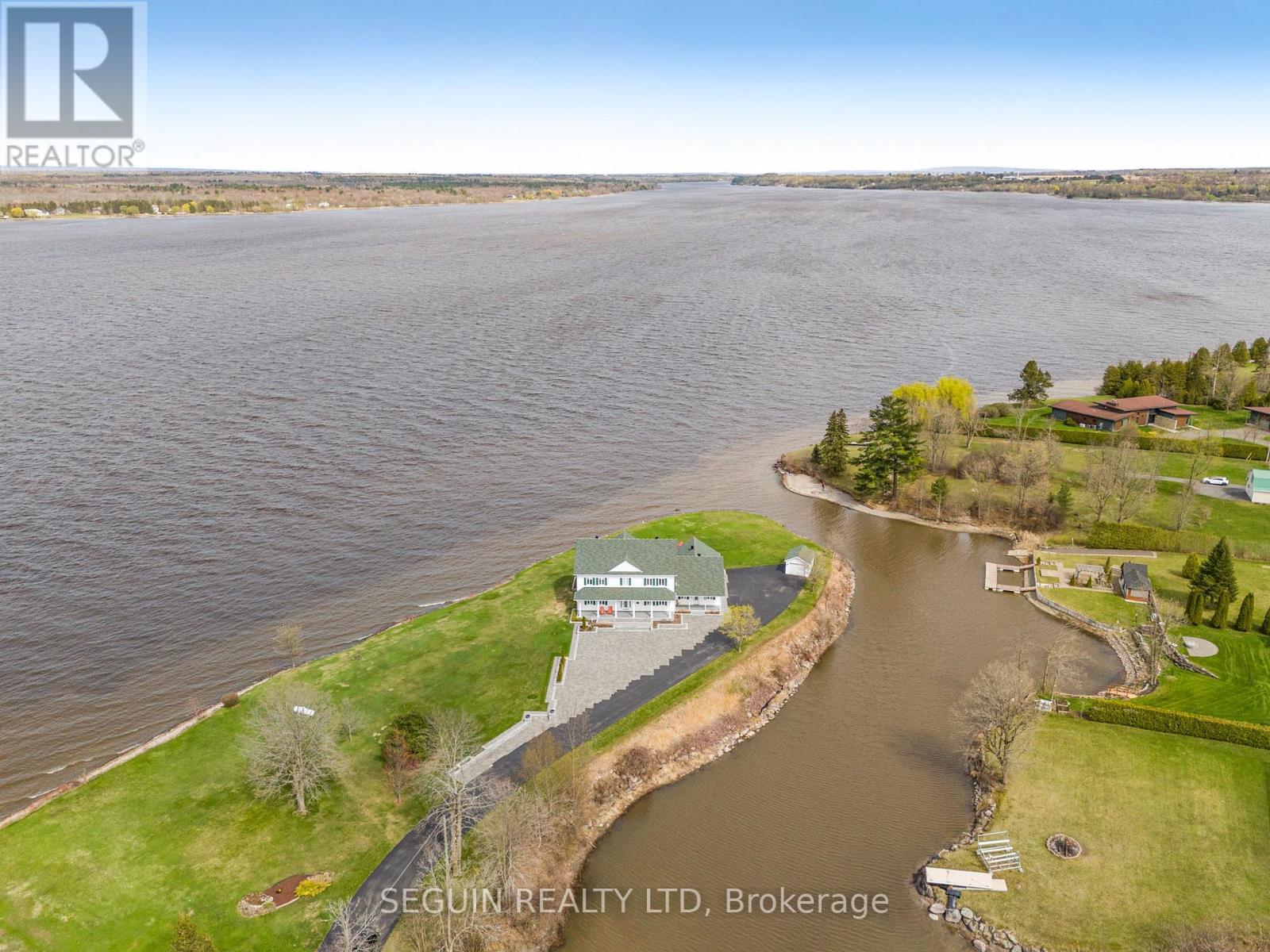 3519 Front Road, East Hawkesbury, Ontario  K6A 2R2 - Photo 3 - X12140951
