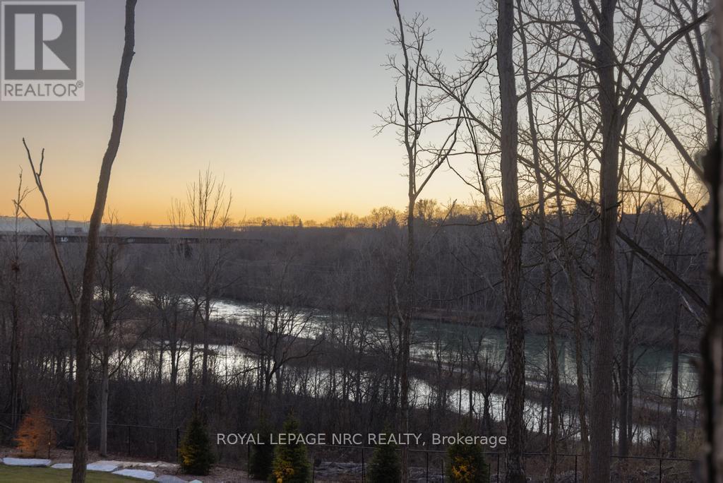 50 Hillcrest Avenue, St. Catharines, Ontario  L2R 4Y1 - Photo 11 - X12033753