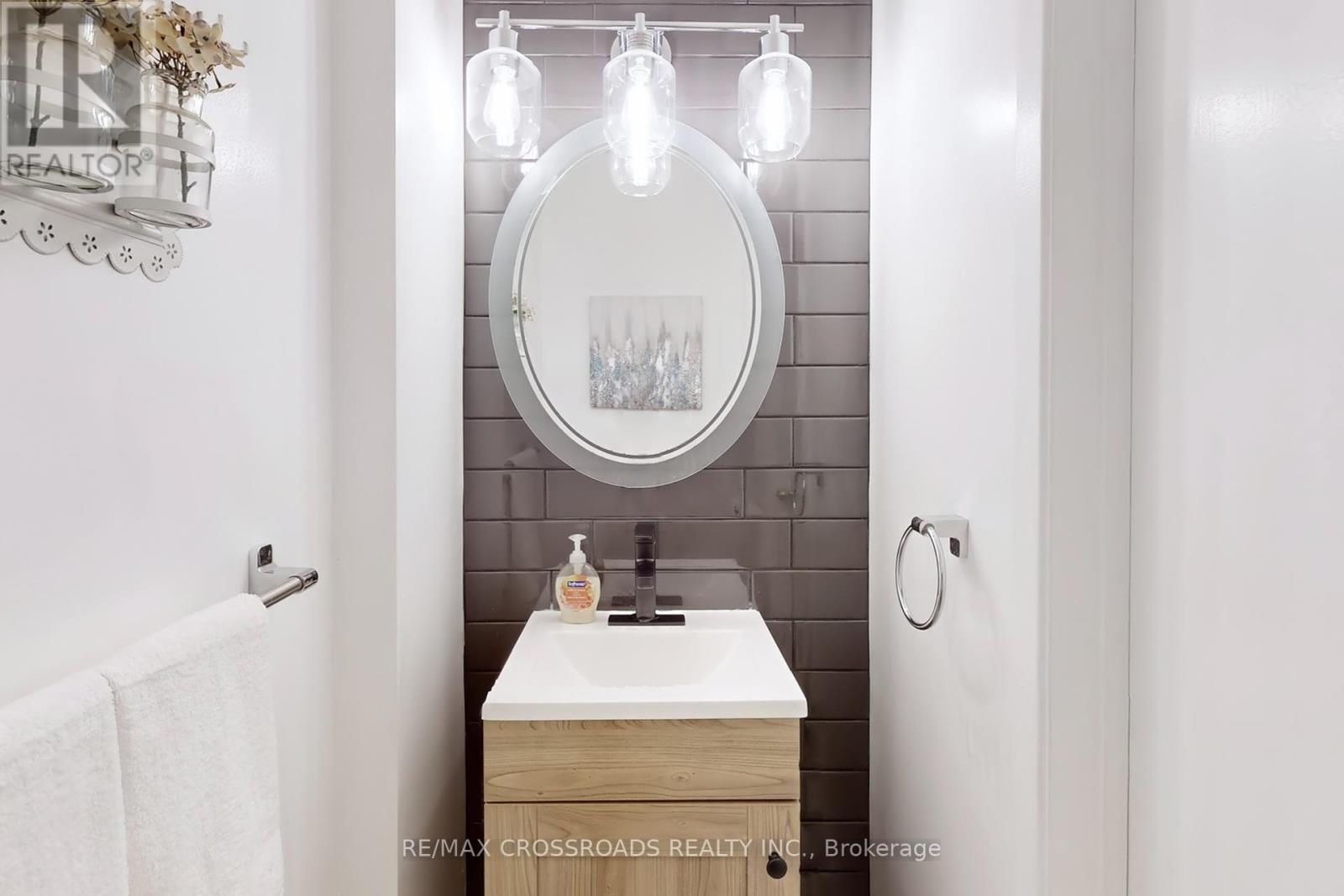 27 - 27 The Carriage Way, Markham (Royal Orchard), Ontario  L3T 4X1 - Photo 20 - N12133819