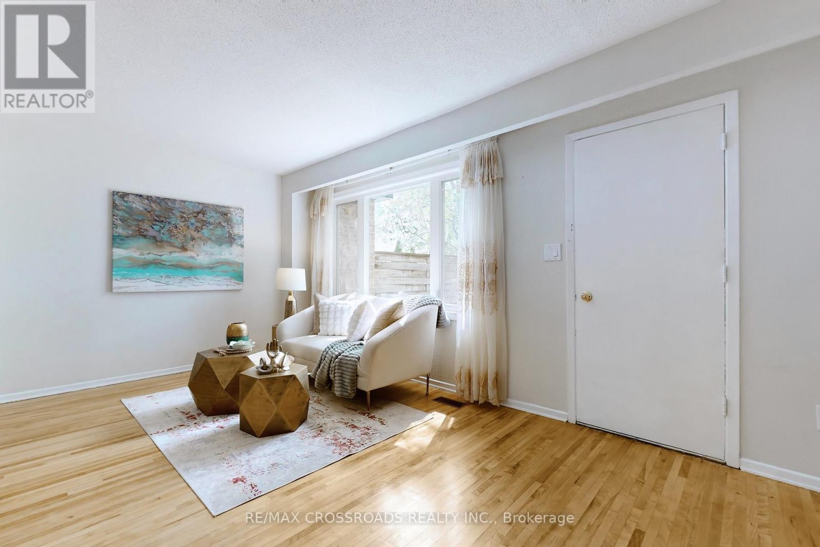 27 - 27 The Carriage Way, Markham (Royal Orchard), Ontario  L3T 4X1 - Photo 4 - N12133819