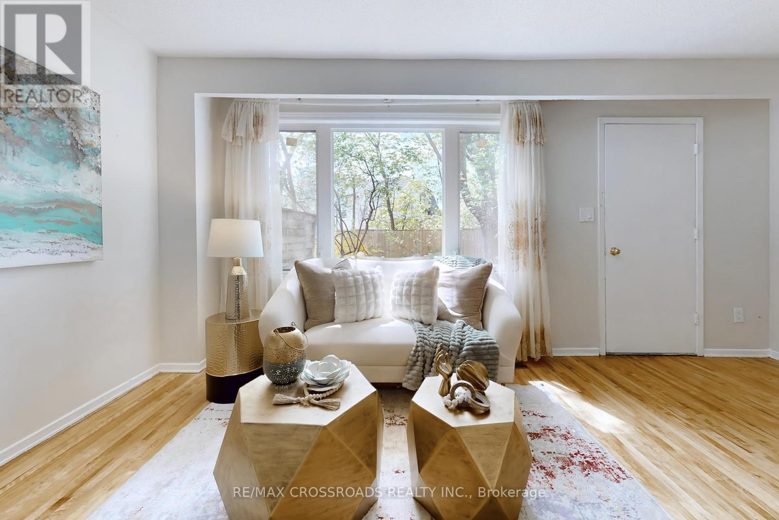 27 - 27 The Carriage Way, Markham (Royal Orchard), Ontario  L3T 4X1 - Photo 5 - N12133819