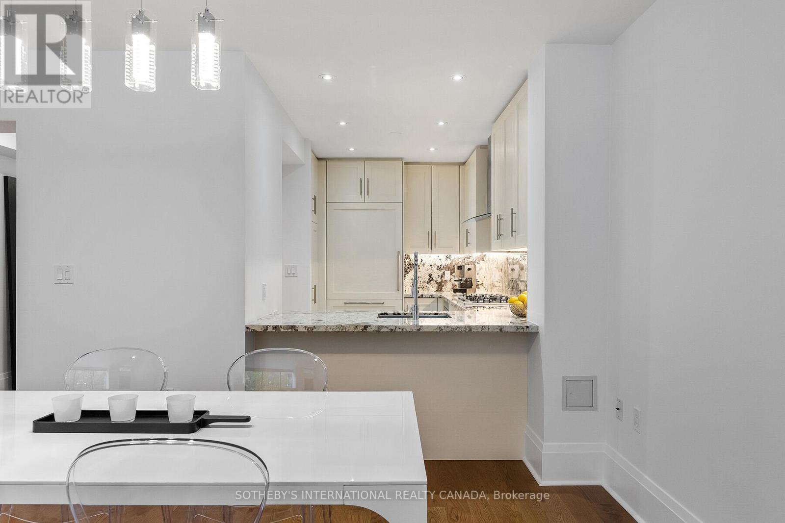 Th 115 - 29 Queens Quay E, Toronto, Ontario  M5E 0A4 - Photo 22 - C12120908