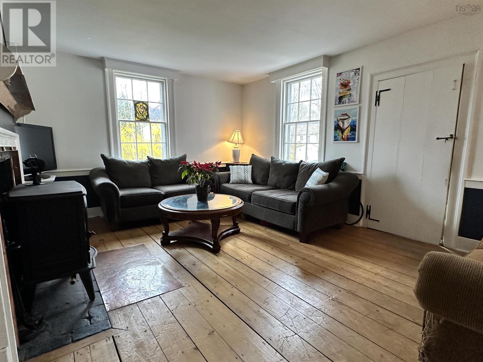 Property at 475 Main Street image 4