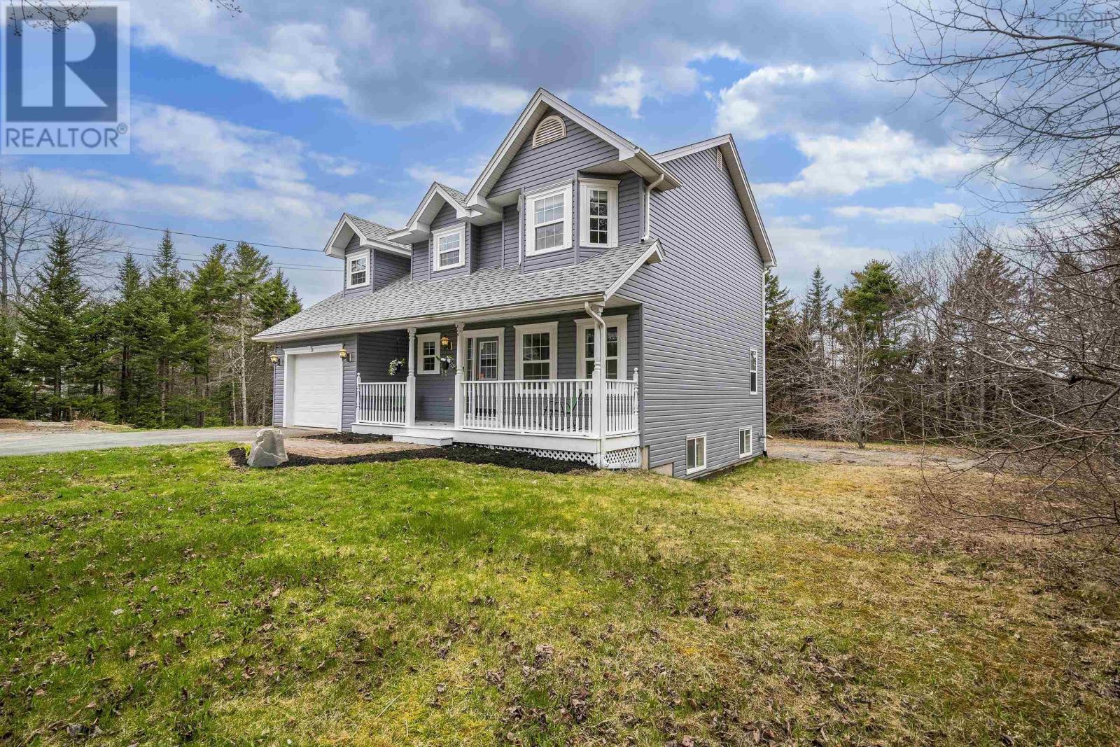 Property at 192 Gleneagles Drive image 3