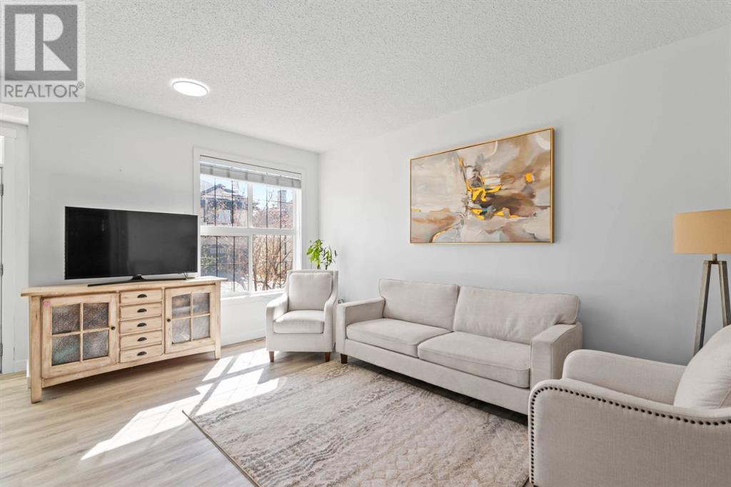 243 Rockyspring Grove Nw, Calgary, Alberta  T3G 5Z7 - Photo 4 - A2218235