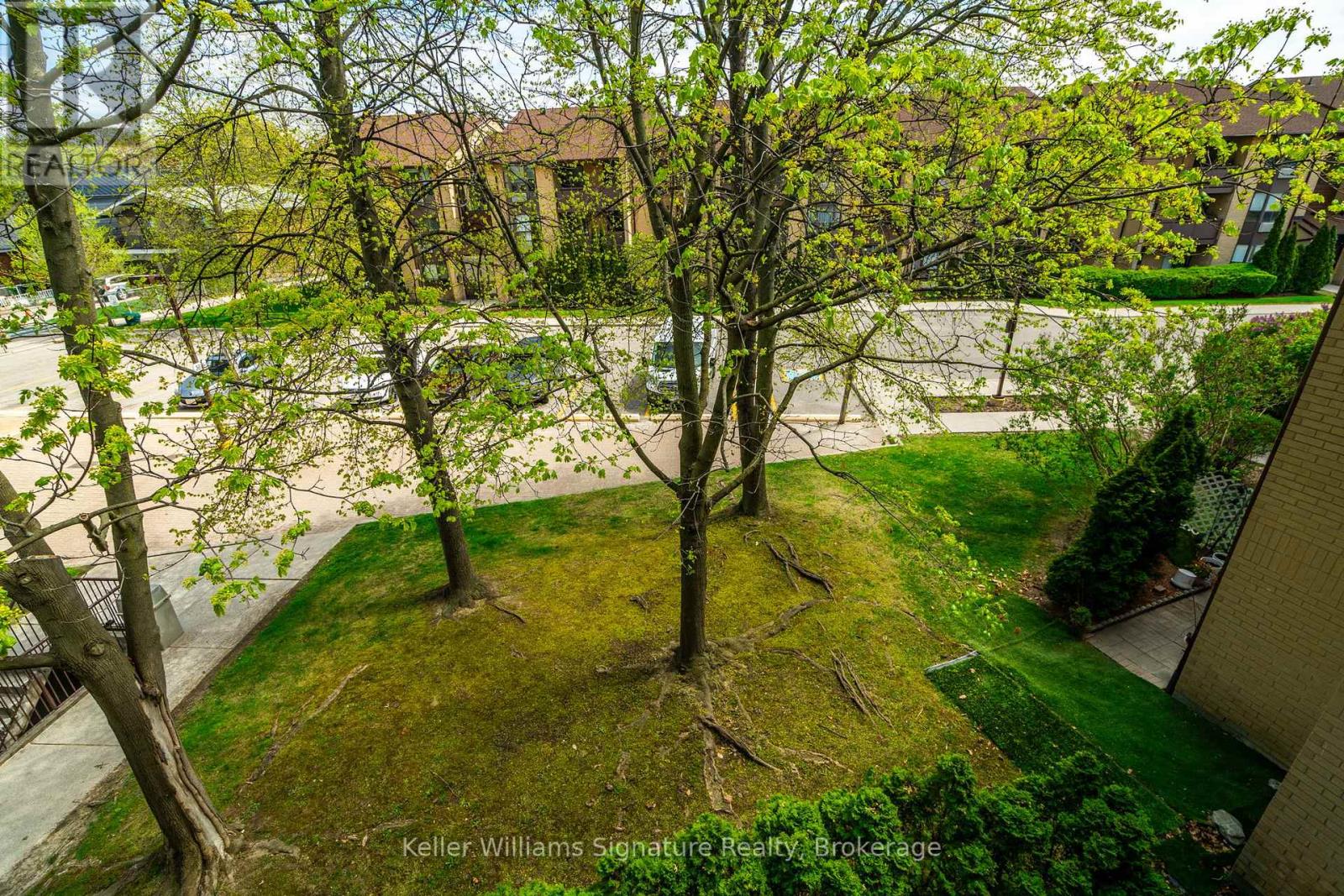 305 - 3835 Lake Shore Boulevard W, Toronto, Ontario  M8W 1R2 - Photo 31 - W12140975