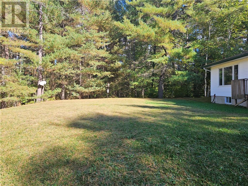 191 Ella, Beaver Lake, Ontario  P0M 3H0 - Photo 3 - 2121389