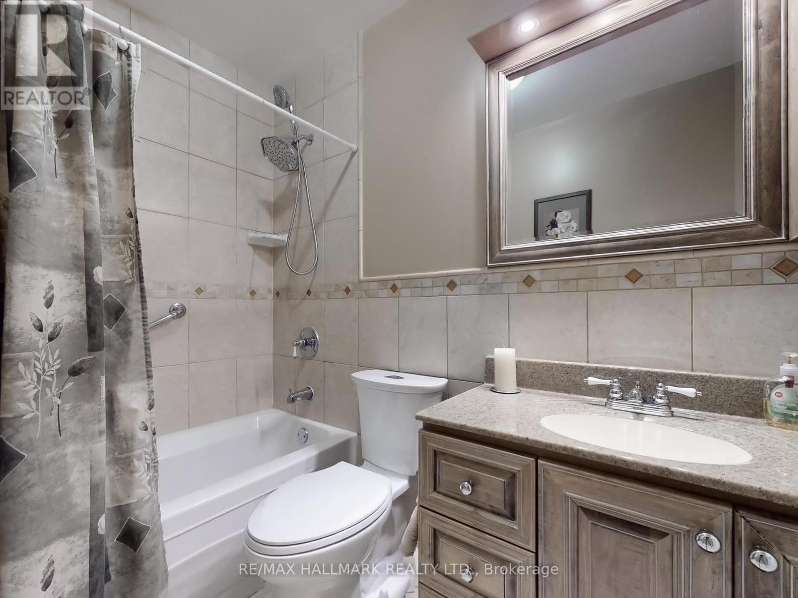 1399 Garvolin Avenue, Pickering, Ontario  L1W 1J7 - Photo 21 - E12140868