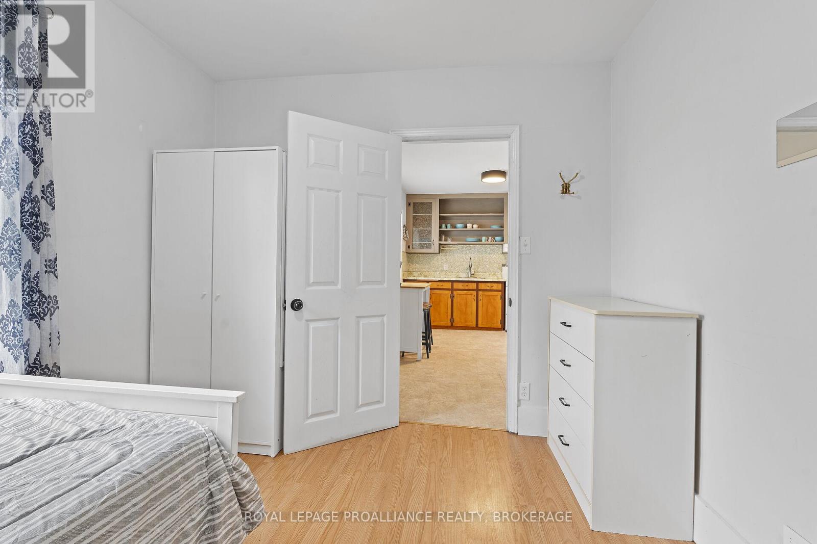 20 Drayton Avenue, Kingston (East Of Sir John A. Blvd), Ontario  K7K 4X6 - Photo 18 - X12141040