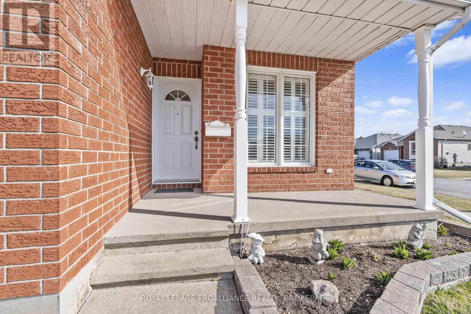 Property at 353 EMERALD STREET image 4