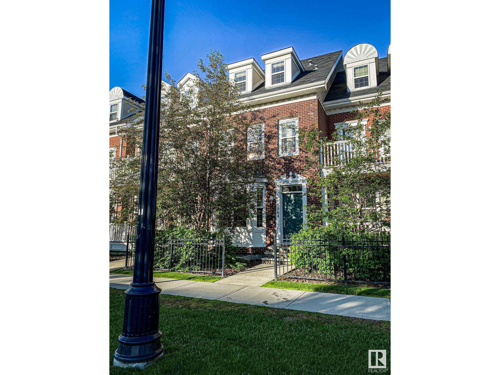 Property at 1064 GAULT BV NW image 1