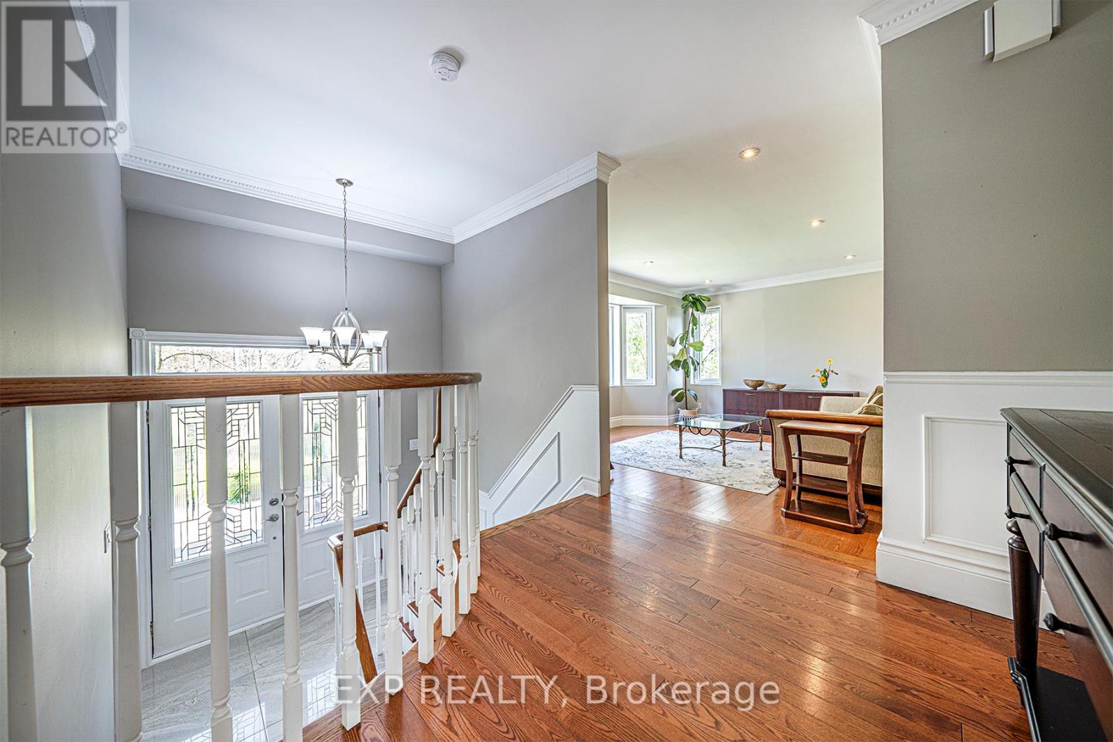 7 Valley Trail, East Gwillimbury, Ontario  L3Y 4V8 - Photo 10 - N12140855