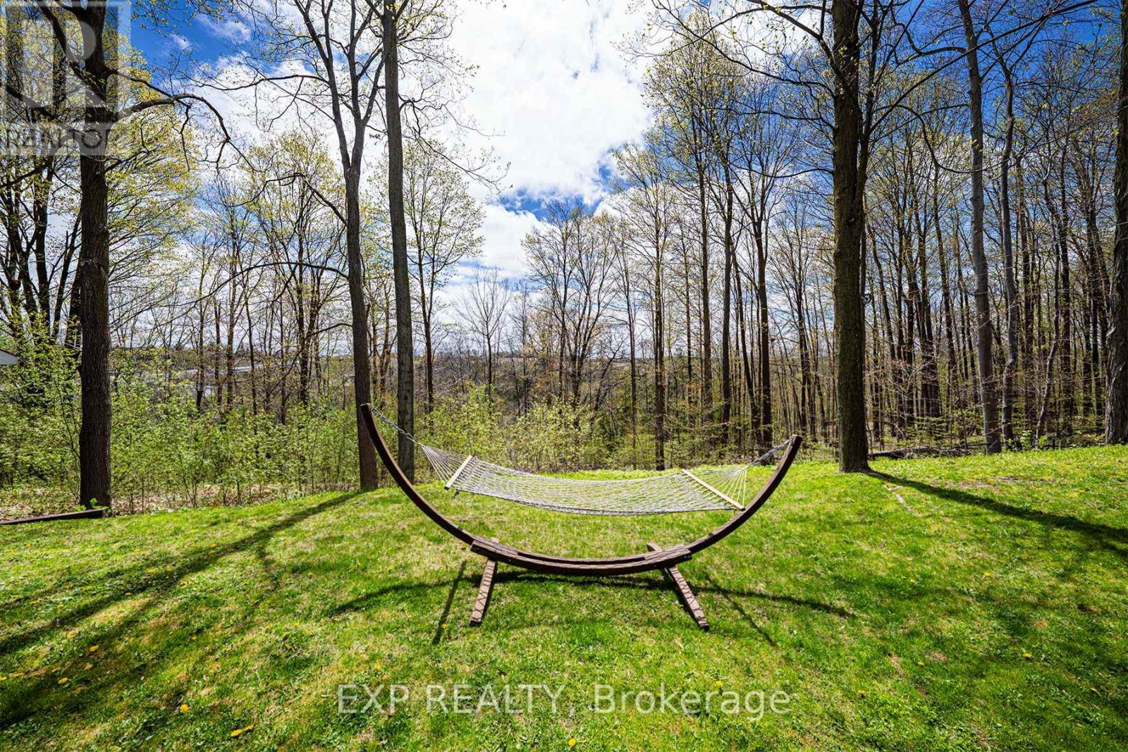 7 Valley Trail, East Gwillimbury, Ontario  L3Y 4V8 - Photo 48 - N12140855