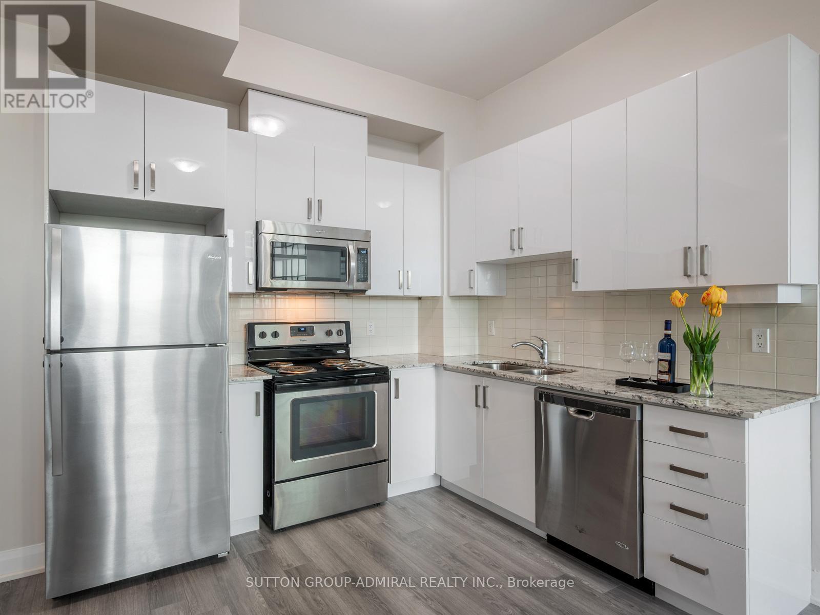 512 - 2900 Highway 7, Vaughan, Ontario  L4K 0G3 - Photo 10 - N12140891