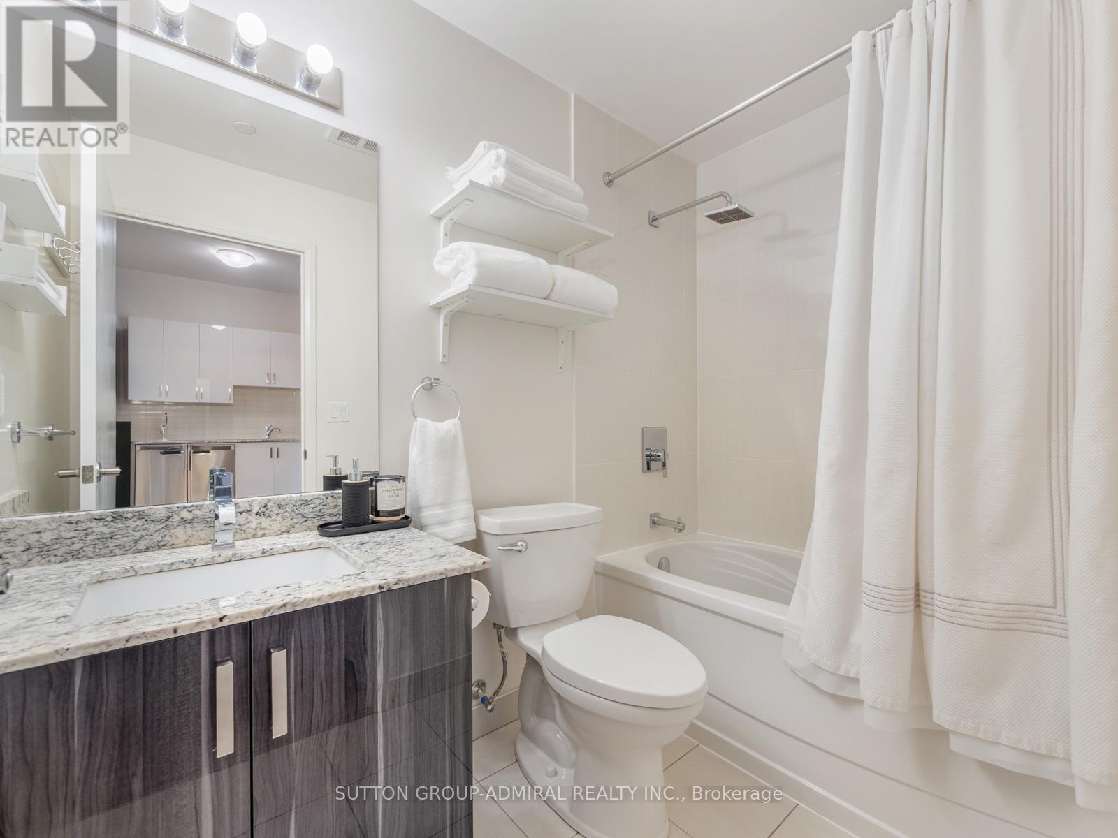 512 - 2900 Highway 7, Vaughan, Ontario  L4K 0G3 - Photo 16 - N12140891