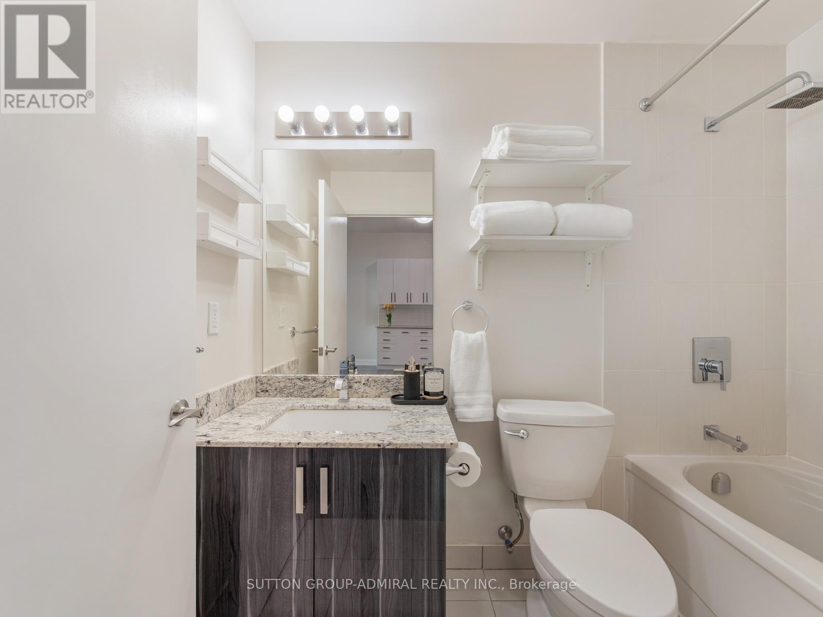 512 - 2900 Highway 7, Vaughan, Ontario  L4K 0G3 - Photo 17 - N12140891