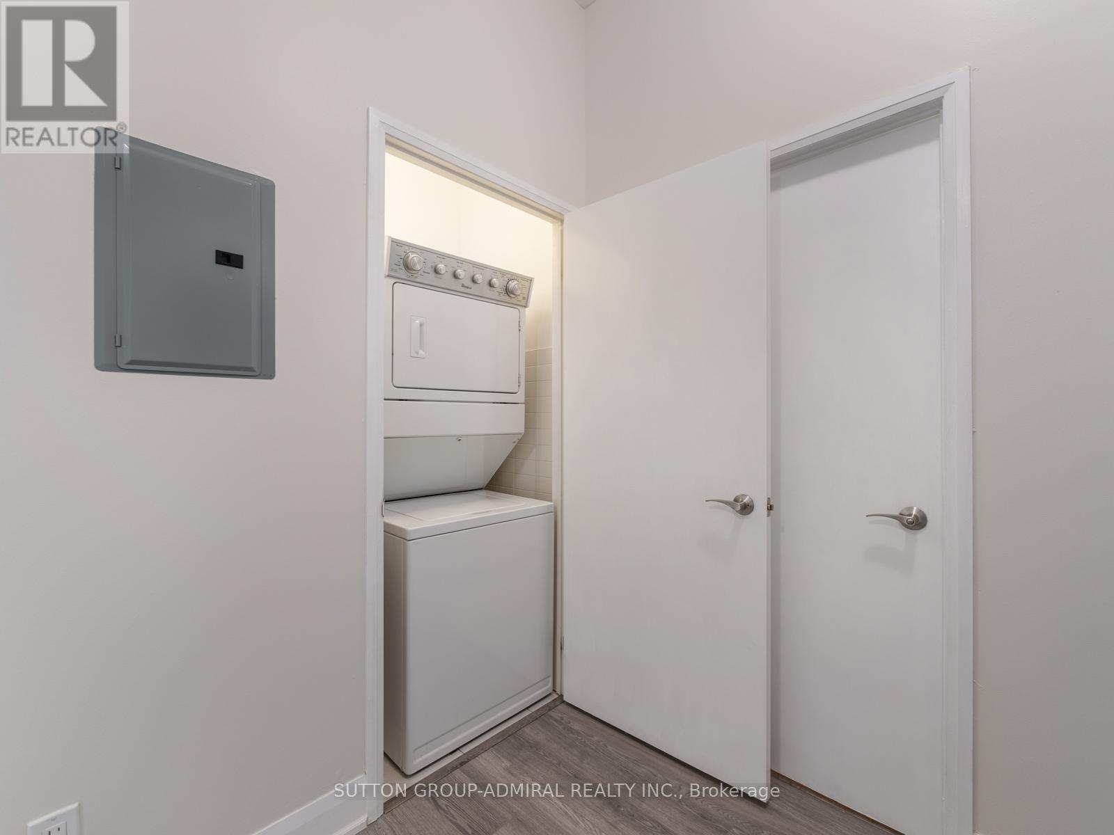 512 - 2900 Highway 7, Vaughan, Ontario  L4K 0G3 - Photo 18 - N12140891