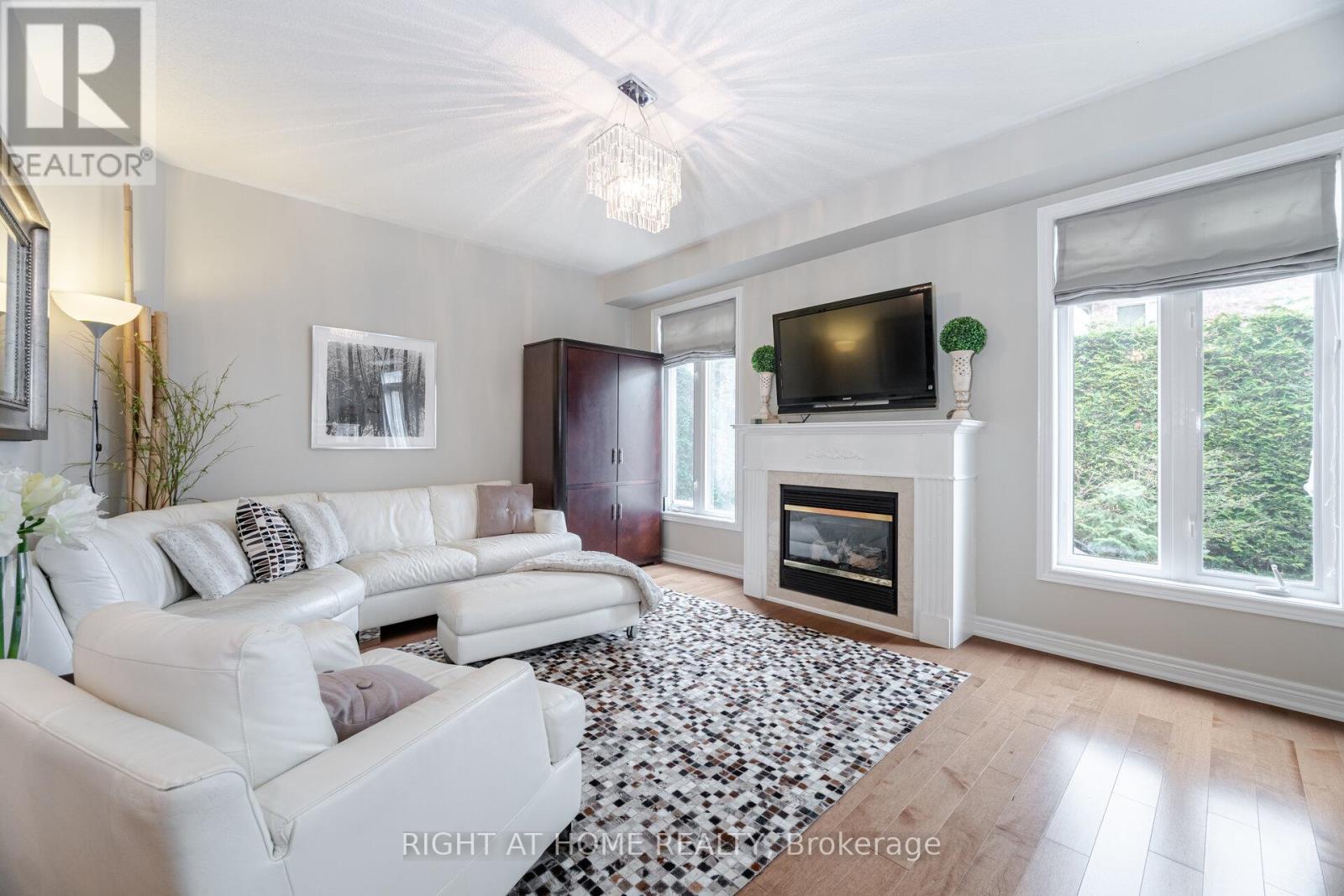 148 Vellore Avenue, Vaughan (Vellore Village), Ontario  L4H 2W4 - Photo 24 - N12140910