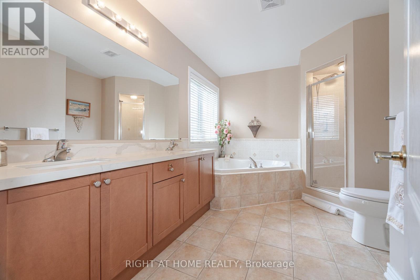 148 Vellore Avenue, Vaughan (Vellore Village), Ontario  L4H 2W4 - Photo 35 - N12140910