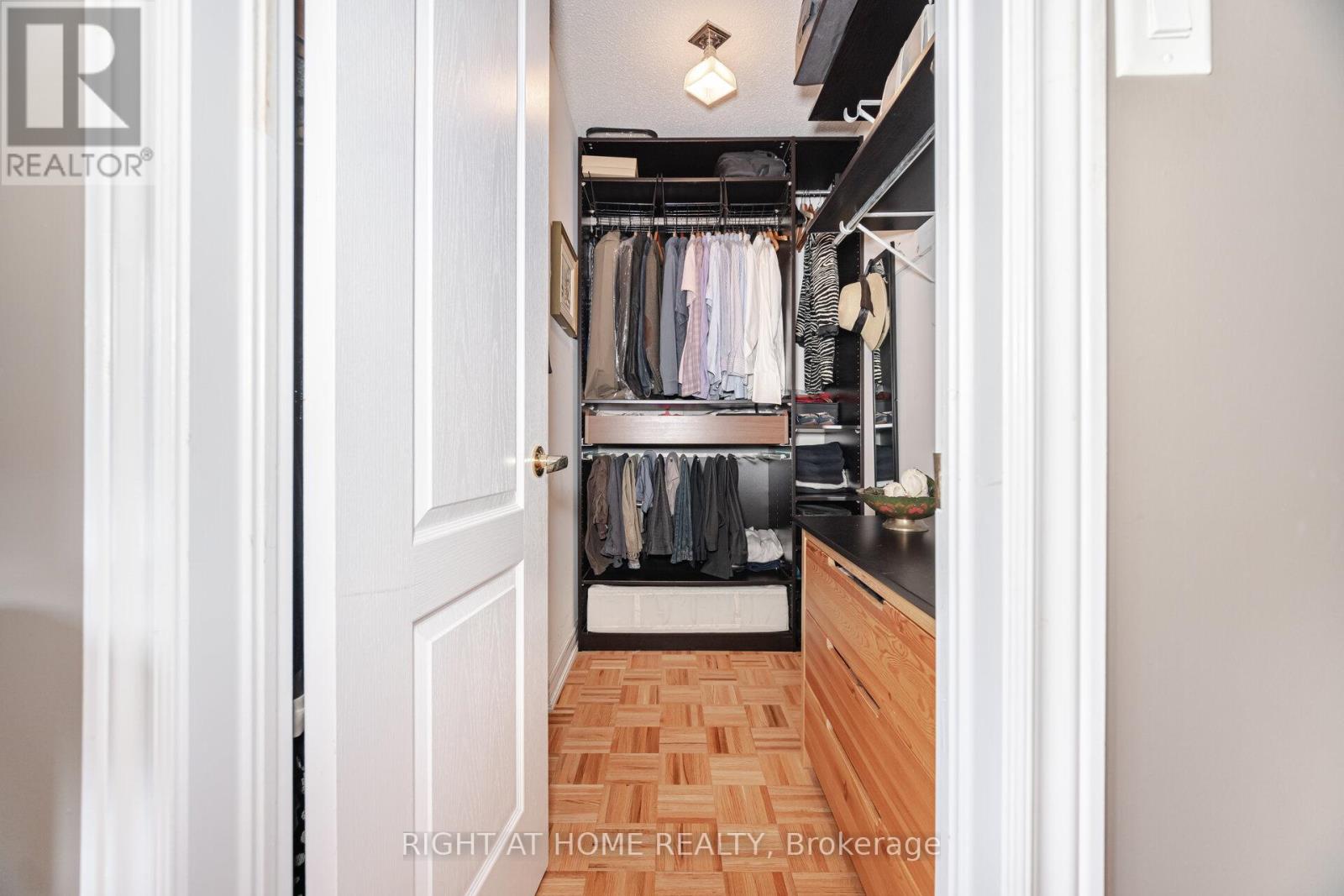 148 Vellore Avenue, Vaughan (Vellore Village), Ontario  L4H 2W4 - Photo 36 - N12140910