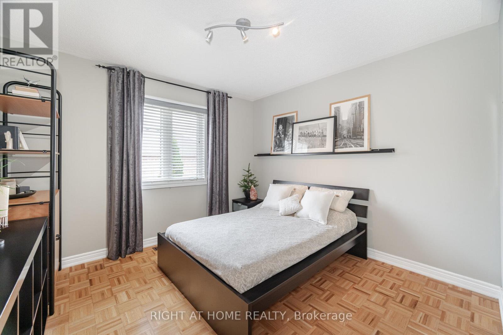 148 Vellore Avenue, Vaughan (Vellore Village), Ontario  L4H 2W4 - Photo 39 - N12140910