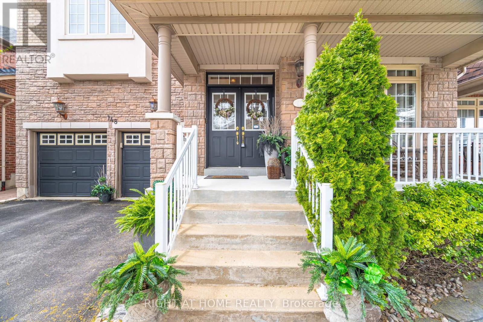 148 Vellore Avenue, Vaughan (Vellore Village), Ontario  L4H 2W4 - Photo 4 - N12140910