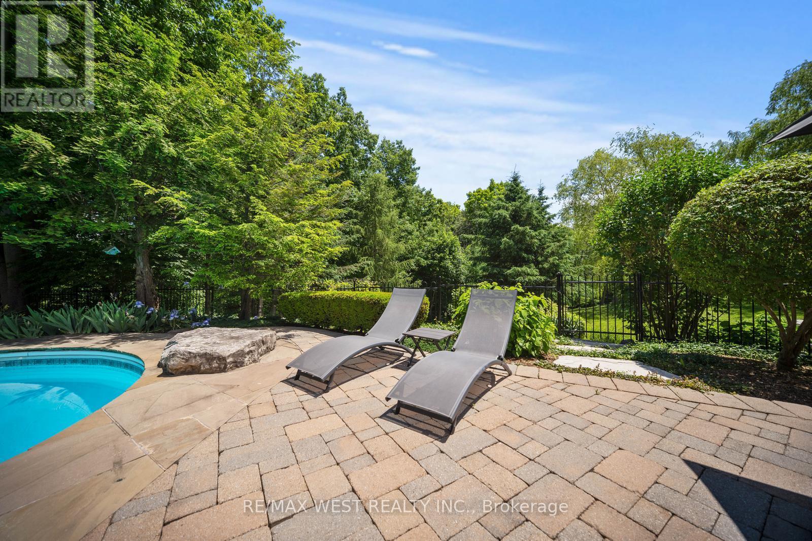 5775 Kirby Road, Vaughan (Kleinburg), Ontario  L0J 1C0 - Photo 4 - N12140952