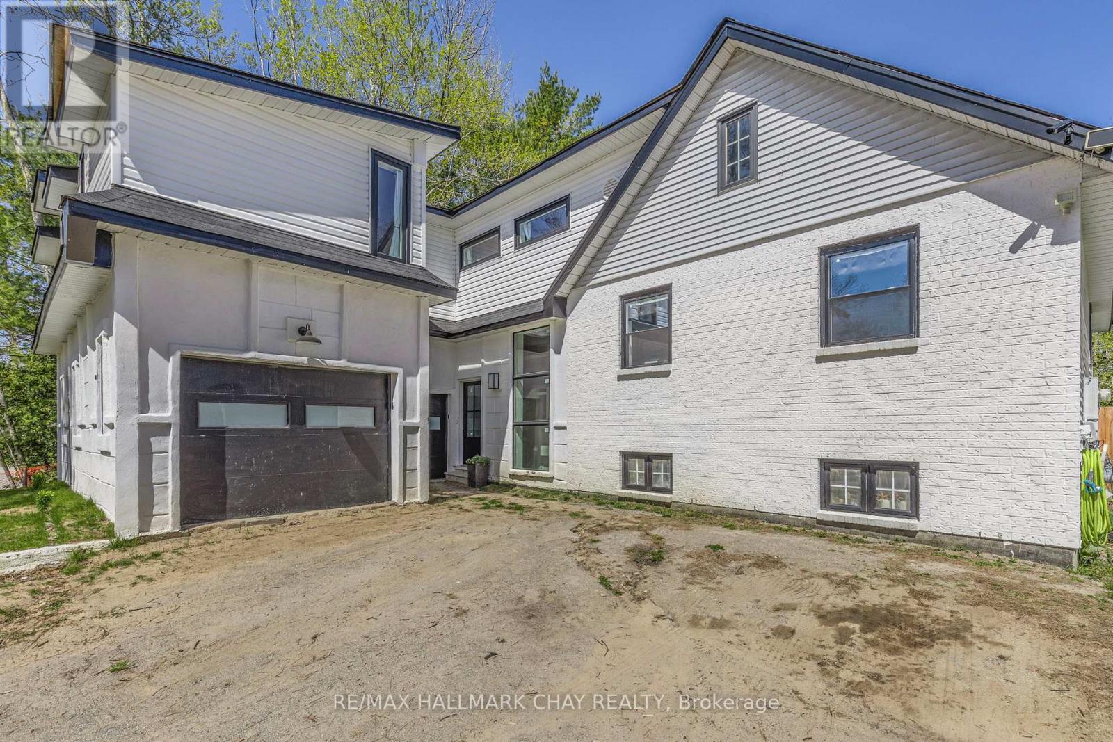 42 Fatima Court, Wasaga Beach, Ontario  L9Z 1K9 - Photo 2 - S12140873