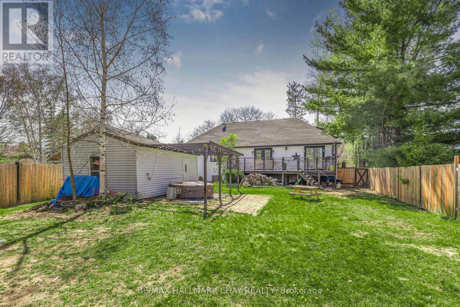 42 Fatima Court, Wasaga Beach, Ontario  L9Z 1K9 - Photo 43 - S12140873