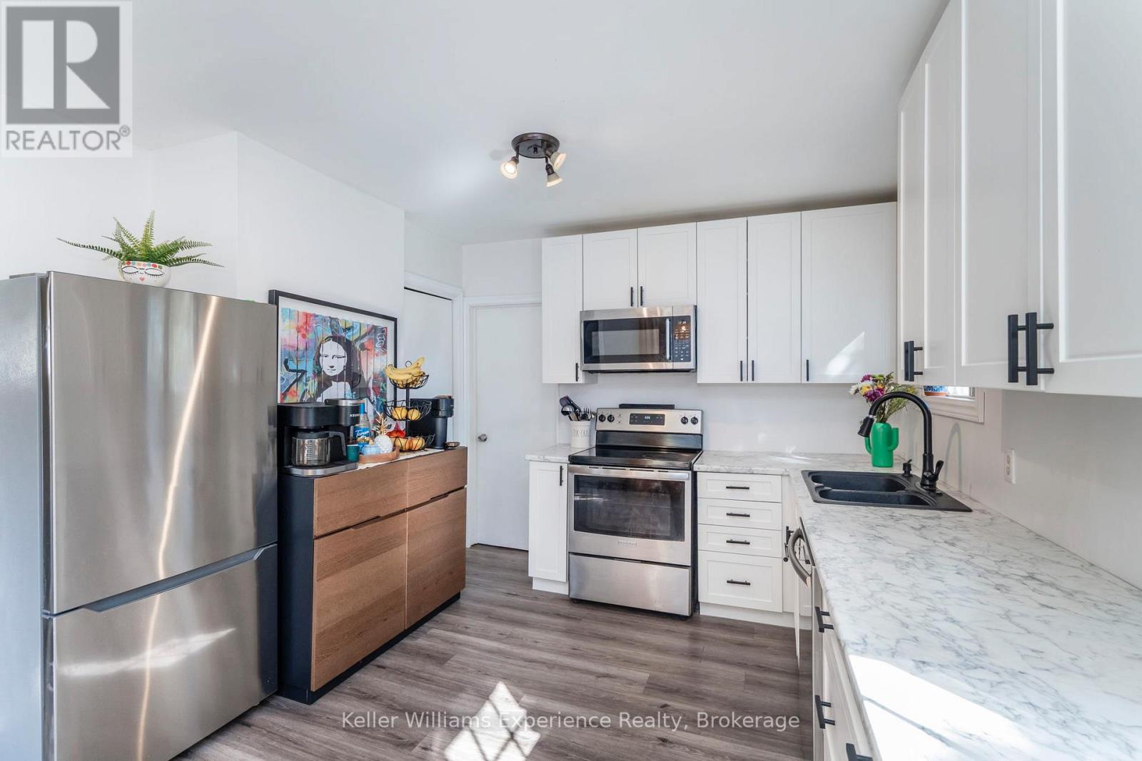 505 Wellington Street, Midland, Ontario  L4R 3J7 - Photo 13 - S12141059