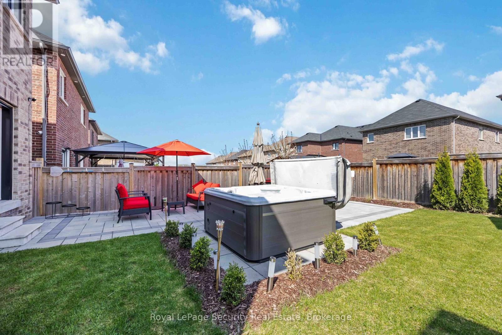 202 Gardiner Drive, Bradford West Gwillimbury, Ontario  L3Z 0J5 - Photo 42 - N12133198