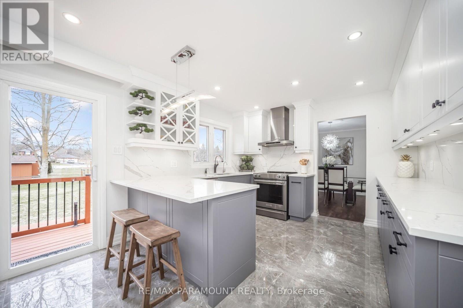 7 Walker Road E, Caledon, Ontario  L7C 1G8 - Photo 21 - W12136260