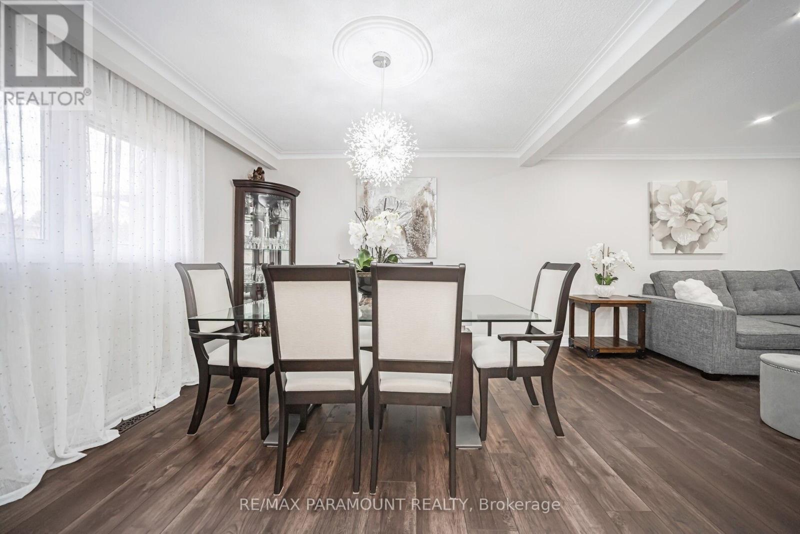 7 Walker Road E, Caledon, Ontario  L7C 1G8 - Photo 14 - W12136260