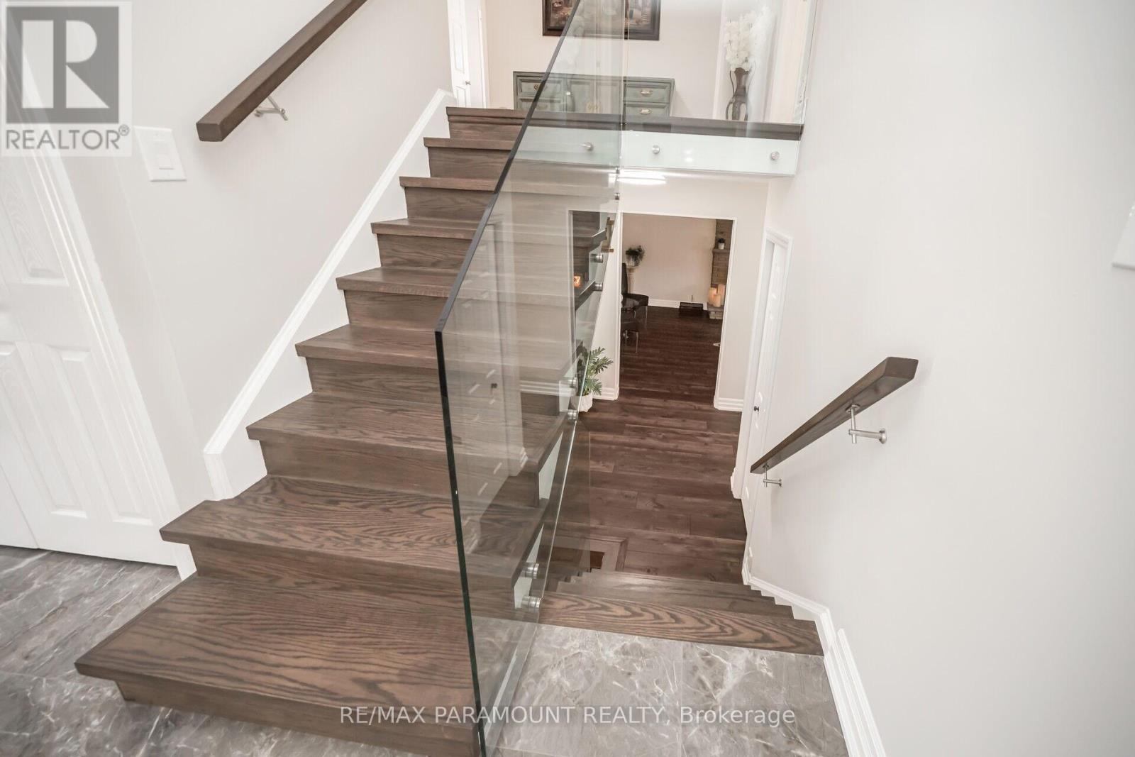 7 Walker Road E, Caledon, Ontario  L7C 1G8 - Photo 36 - W12136260