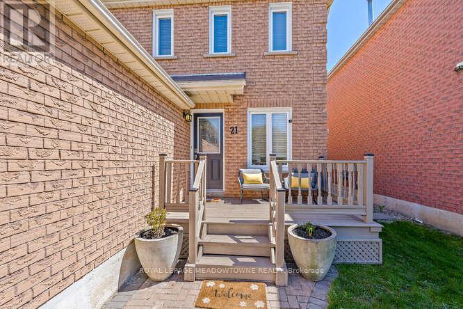 Property at 21 MCKINNON AVENUE image 5