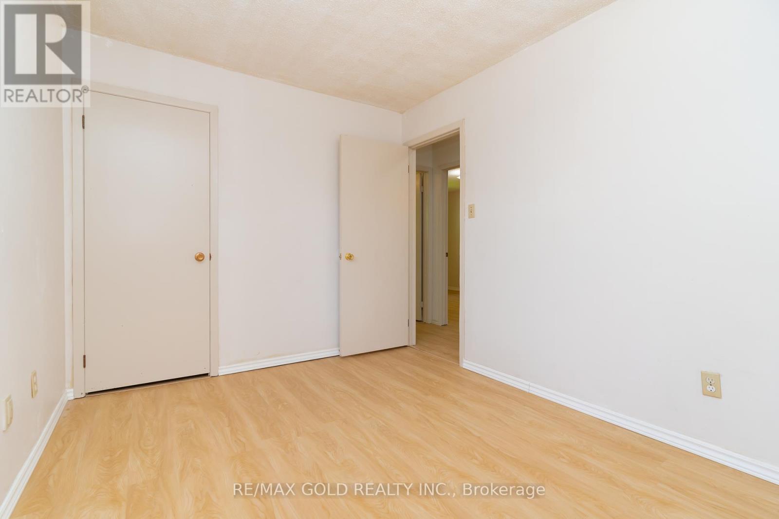 68 Montjoy Crescent, Brampton, Ontario  L6S 3E7 - Photo 16 - W12140876