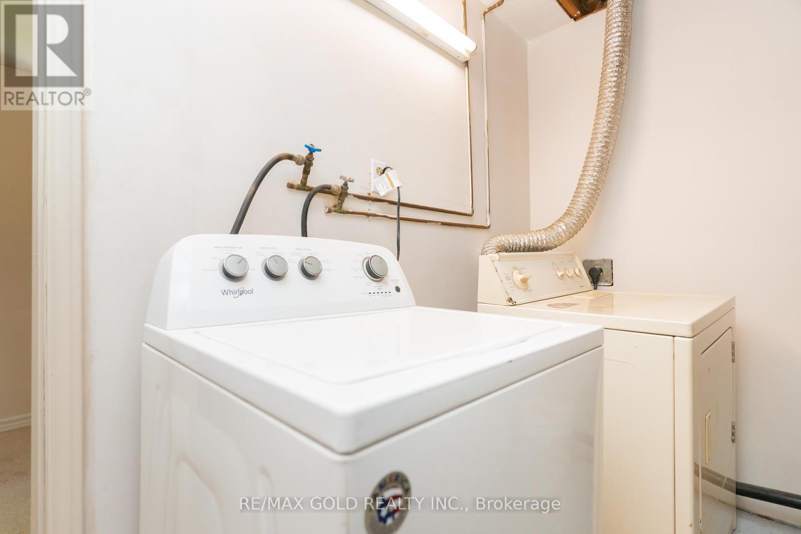 68 Montjoy Crescent, Brampton, Ontario  L6S 3E7 - Photo 37 - W12140876