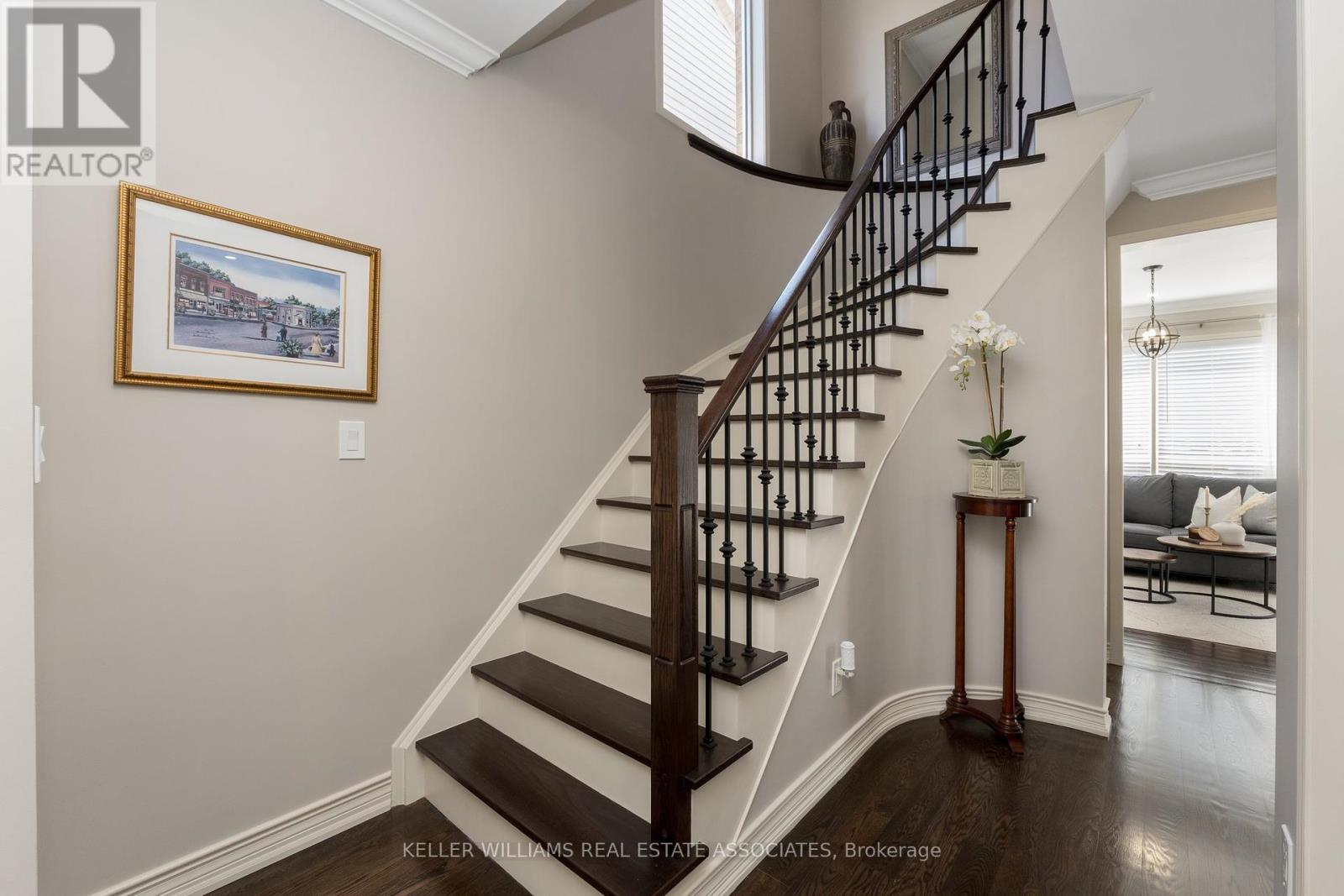 913 Bennett Boulevard, Milton, Ontario  L9T 6X5 - Photo 6 - W12140886